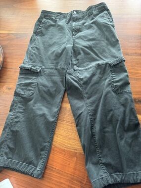 Old Navy Black Women’s Cargo pants